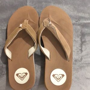 Roxy flip flops